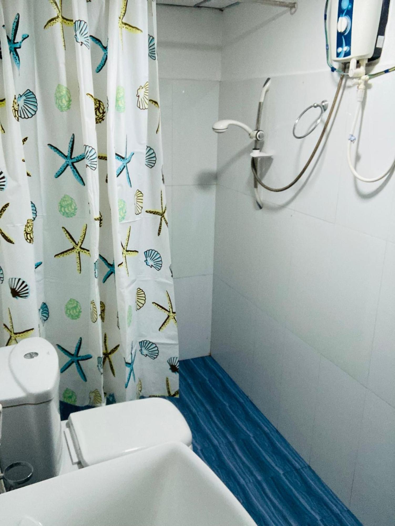 Malee Homestay 波隆纳鲁沃 外观 照片